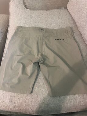 Oakley Men's Hybrid Shorts in Olive Green